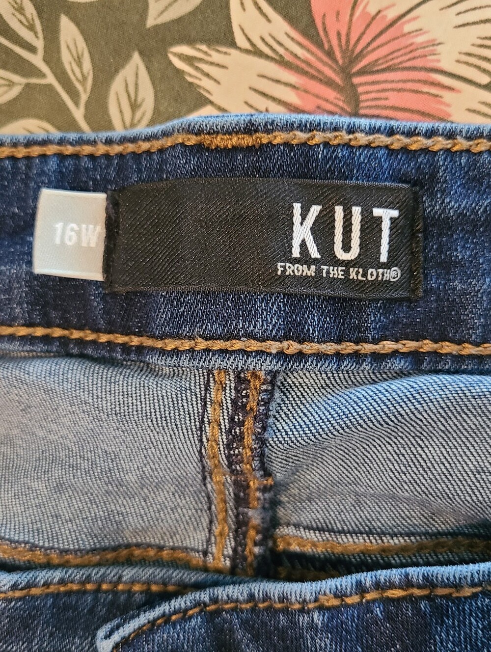High Rise Bootcut Jeans - Picture 5 of 10